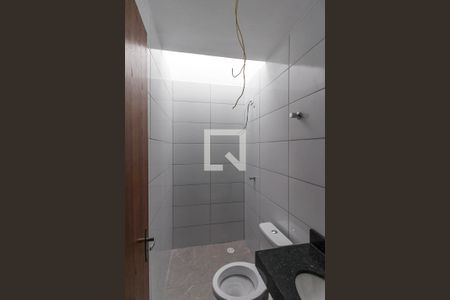 Casa à venda com 67m², 3 quartos e 2 vagasBanheiro