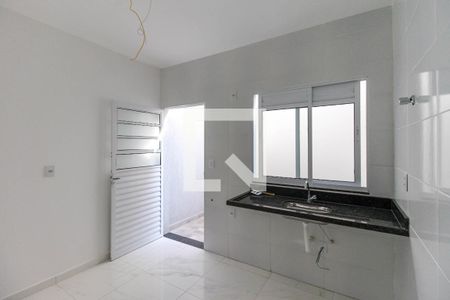 Casa à venda com 67m², 3 quartos e 2 vagasCozinha