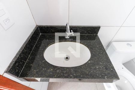 Casa à venda com 67m², 3 quartos e 2 vagasBanheiro da Suíte