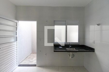 Casa à venda com 67m², 3 quartos e 2 vagasCozinha