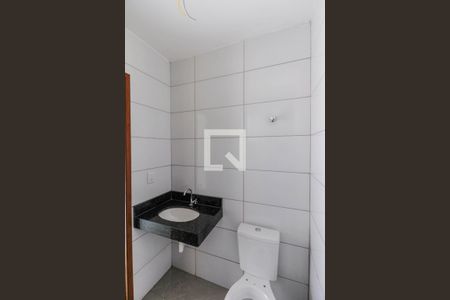 Casa à venda com 67m², 3 quartos e 2 vagasBanheiro da Suíte