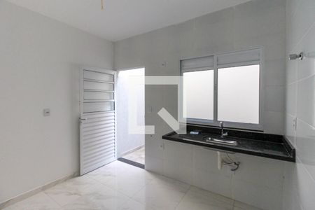Casa à venda com 67m², 3 quartos e 2 vagasCozinha