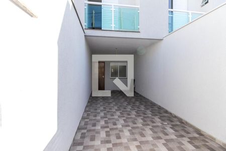 Casa à venda com 67m², 3 quartos e 2 vagasGaragem