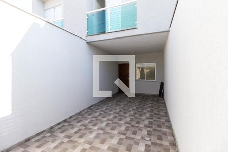 Casa à venda com 67m², 3 quartos e 2 vagasGaragem