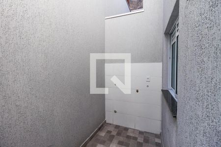 Casa à venda com 67m², 3 quartos e 2 vagasÁrea de Serviço