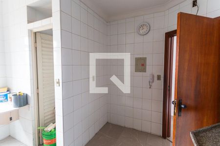Apartamento para alugar com 215m², 3 quartos e 2 vagasCozinha