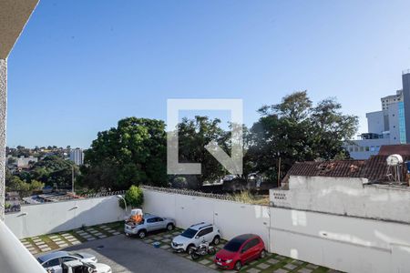Vista da varanda da sala  de apartamento à venda com 3 quartos, 69m² em Planalto, Belo Horizonte