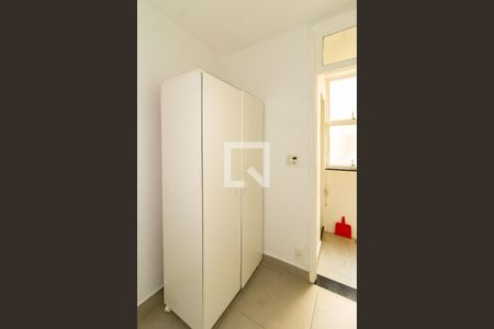 Apartamento para alugar com 70m², 2 quartos e 1 vaga Apartamento para alugar com 70m², 2 quartos e 1 vagaDetalhe do quarto de serviço