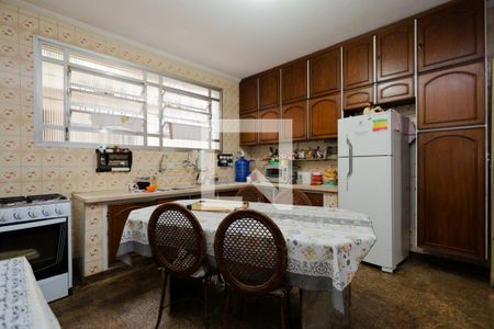 Casa à venda com 192m², 4 quartos e 2 vagasCozinha