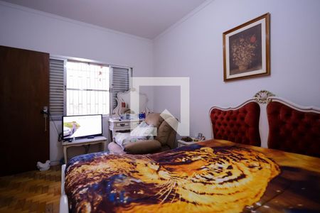 Casa à venda com 192m², 4 quartos e 2 vagasSuíte