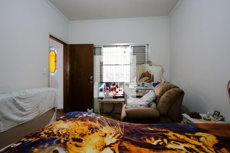 Casa à venda com 192m², 4 quartos e 2 vagasSuíte