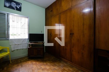 Casa à venda com 192m², 4 quartos e 2 vagasQuarto 1