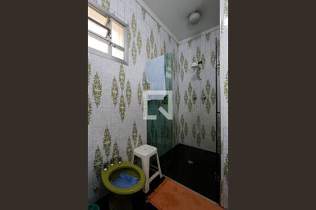 Casa à venda com 192m², 4 quartos e 2 vagasBanheiro