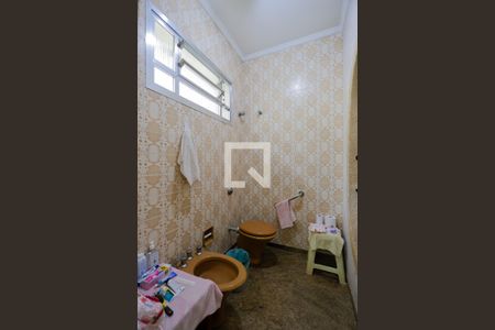 Casa à venda com 192m², 4 quartos e 2 vagasBanheiro da Suíte