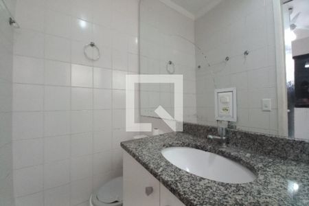 Apartamento à venda com 82m², 3 quartos e 2 vagasBanheiro da Suíte