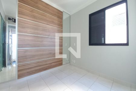 Apartamento à venda com 82m², 3 quartos e 2 vagasQuarto 3 - Suíte