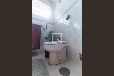 Casa à venda com 125m², 3 quartos e 2 vagas Casa à venda com 125m², 3 quartos e 2 vagasBanheiro