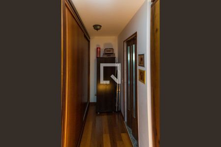 Casa à venda com 125m², 3 quartos e 2 vagas Casa à venda com 125m², 3 quartos e 2 vagasCloset da Suíte