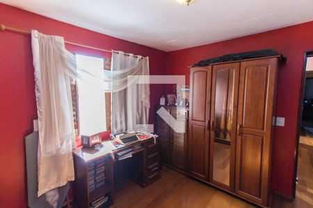 Casa à venda com 125m², 3 quartos e 2 vagas Casa à venda com 125m², 3 quartos e 2 vagasCloset da Suíte