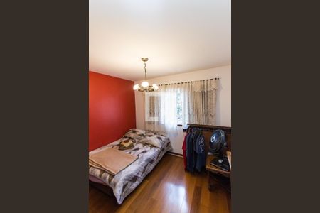 Casa à venda com 125m², 3 quartos e 2 vagas Casa à venda com 125m², 3 quartos e 2 vagasQuarto