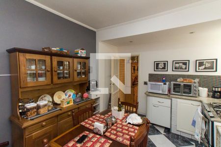 Casa à venda com 125m², 3 quartos e 2 vagas Casa à venda com 125m², 3 quartos e 2 vagasCozinha