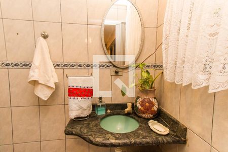 Casa à venda com 125m², 3 quartos e 2 vagas Casa à venda com 125m², 3 quartos e 2 vagasBanheiro de Serviço