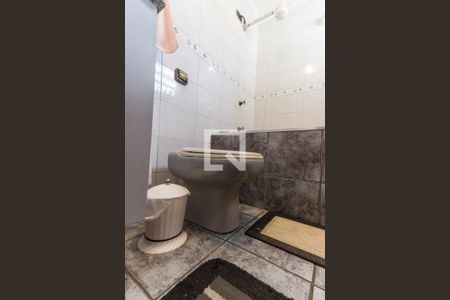 Casa à venda com 125m², 3 quartos e 2 vagas Casa à venda com 125m², 3 quartos e 2 vagasBanheiro da Suíte