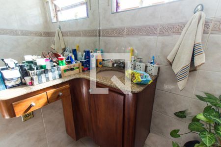 Casa à venda com 125m², 3 quartos e 2 vagas Casa à venda com 125m², 3 quartos e 2 vagasBanheiro