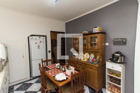 Casa à venda com 125m², 3 quartos e 2 vagas Casa à venda com 125m², 3 quartos e 2 vagasCozinha
