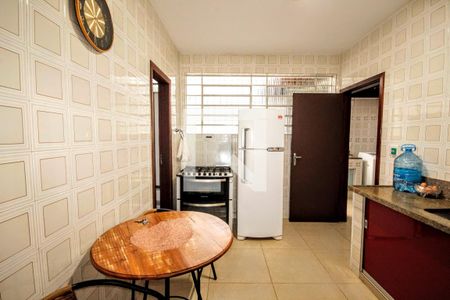 Cozinha de casa à venda com 6 quartos, 320m² em Belvedere, Belo Horizonte