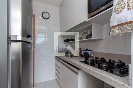 Cozinha de apartamento à venda com 2 quartos, 52m² em União, Belo Horizonte