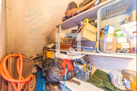 Casa à venda com 204m², 3 quartos e 3 vagas Casa à venda com 204m², 3 quartos e 3 vagasDepósito