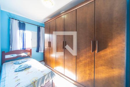 Casa à venda com 204m², 3 quartos e 3 vagas Casa à venda com 204m², 3 quartos e 3 vagasQuarto 3