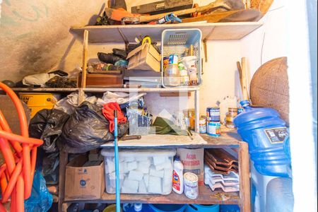 Casa à venda com 204m², 3 quartos e 3 vagas Casa à venda com 204m², 3 quartos e 3 vagasDepósito