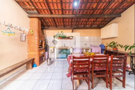 Casa à venda com 204m², 3 quartos e 3 vagas Casa à venda com 204m², 3 quartos e 3 vagasÁrea de Serviço e Churrasqueira