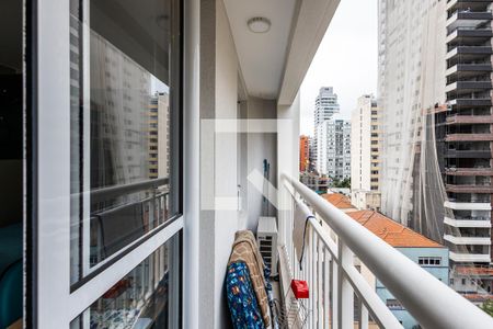 Varanda de apartamento à venda com 1 quarto, 25m² em Pinheiros, São Paulo