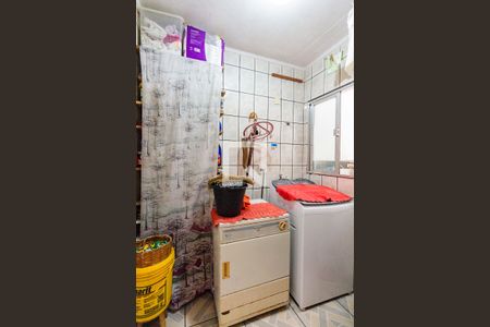 Casa à venda com 229m², 3 quartos e 3 vagas Casa à venda com 229m², 3 quartos e 3 vagasLavanderia