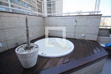 Apartamento à venda com 98m², 2 quartos e 2 vagasBanheira Hidromassagem