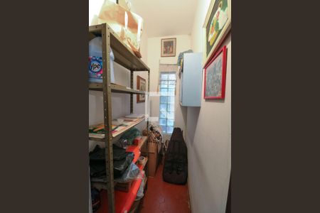 Casa à venda com 260m², 3 quartos e 3 vagas Casa à venda com 260m², 3 quartos e 3 vagasDespensa