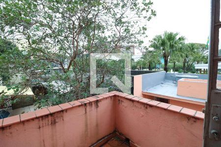 Casa à venda com 260m², 3 quartos e 3 vagas Casa à venda com 260m², 3 quartos e 3 vagasVaranda da Suite