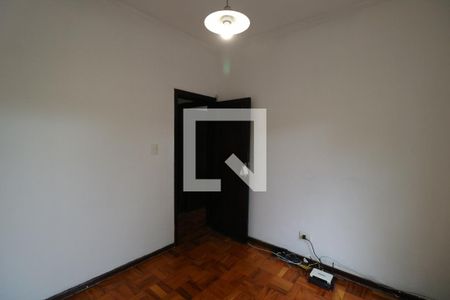 Casa à venda com 260m², 3 quartos e 3 vagas Casa à venda com 260m², 3 quartos e 3 vagasQuarto 2