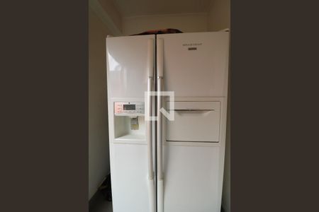 Casa à venda com 260m², 3 quartos e 3 vagas Casa à venda com 260m², 3 quartos e 3 vagasCozinha