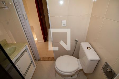 Banheiro de apartamento para alugar com 2 quartos, 51m² em Jardim América, Rio de Janeiro
