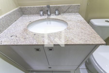 Banheiro social de apartamento para alugar com 1 quarto, 42m² em Centro, São Bernardo do Campo