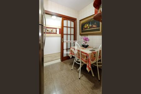 Apartamento à venda com 170m², 4 quartos e 1 vagaCozinha