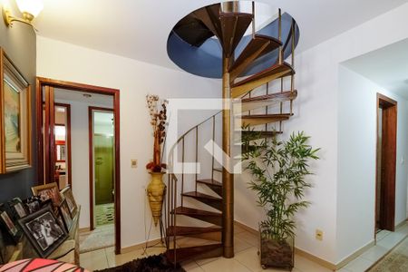 Sala de apartamento à venda com 4 quartos, 170m² em Grajau, Rio de Janeiro