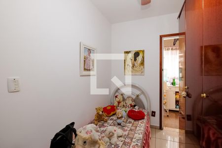 Apartamento à venda com 170m², 4 quartos e 1 vagaQuarto 2