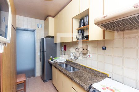 Apartamento para alugar com 68m², 2 quartos e 1 vagaCozinha 