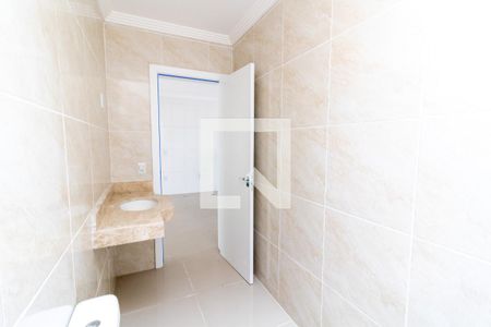 Banheiro Social de casa à venda com 3 quartos, 165m² em Hípica, Porto Alegre