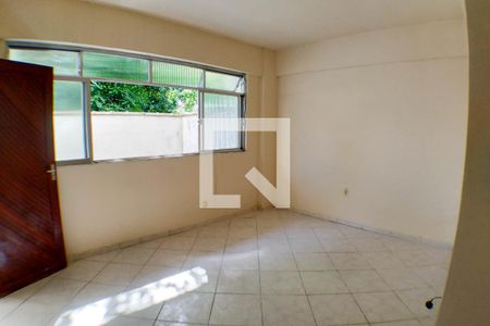 Sala de casa à venda com 2 quartos, 80m² em Itaipu, Niterói